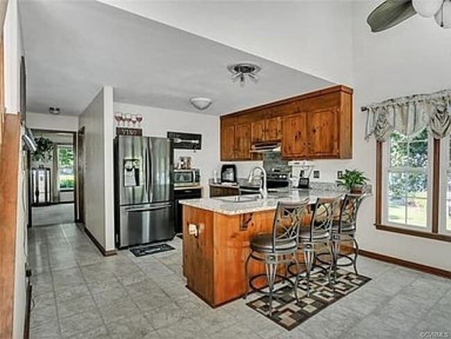 Building Photo - 3 Bed 2.5 bath Deer Run Subdivision-Chesterfield