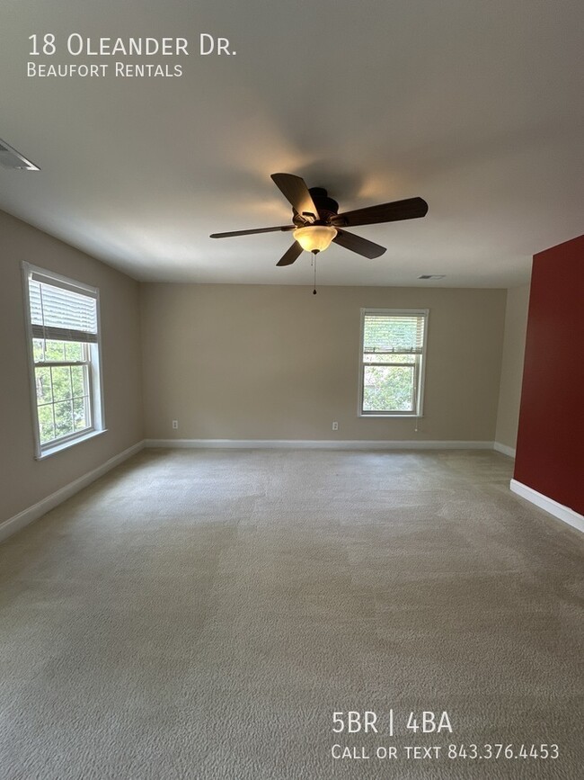 Building Photo - 18 Oleander Dr