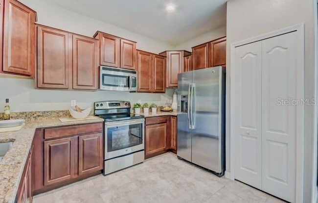 Building Photo - 7211 Sweet Alyssum Ct