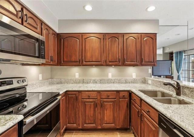 Building Photo - 5100 Verde Valley Ln