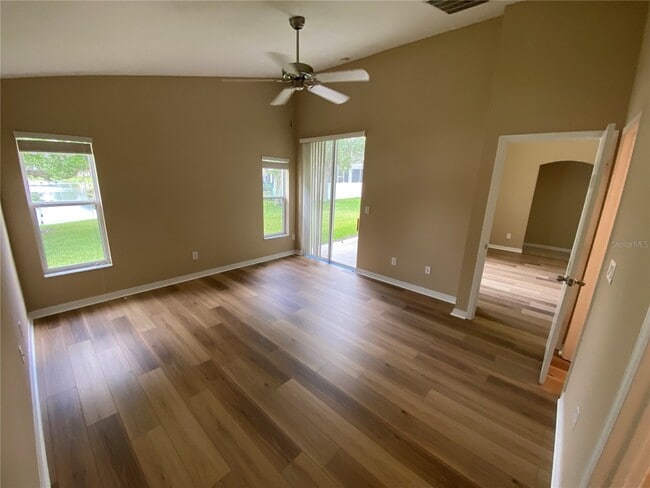 Building Photo - 14921 Braywood Trail