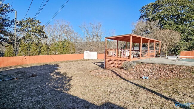 Building Photo - 1203 Governors Dr SE