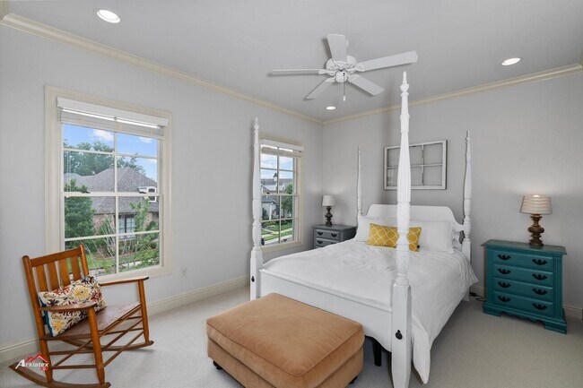 Building Photo - LUXURY LIVING IN THE PRESTIGIOUS PROVENANCE SUBDIVISION