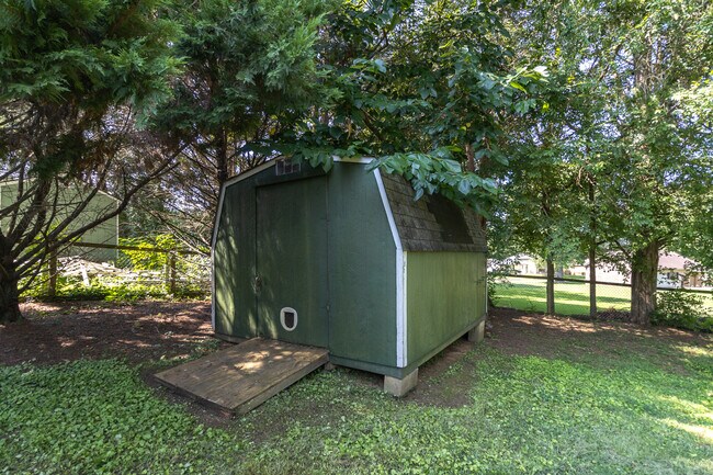 Building Photo - 7005 Buddy J Ln