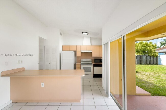 Building Photo - 1062 NW 134th Pl