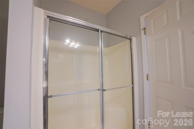 Building Photo - 14746 Via Sorrento Dr