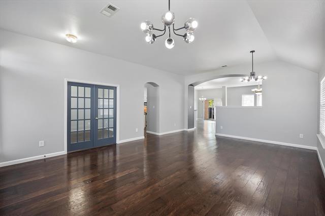 Building Photo - 2204 Windcastle Dr