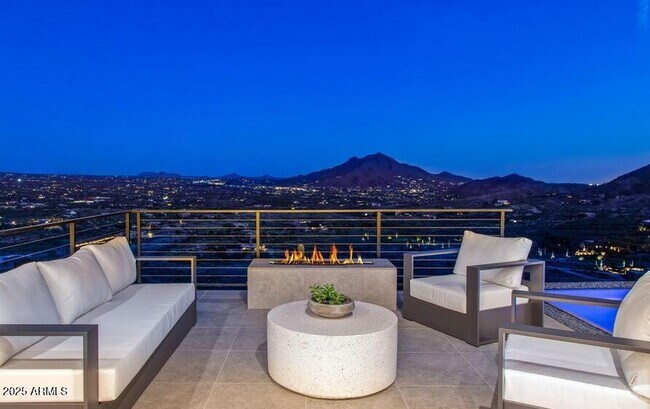 Building Photo - 4880 E Lone Mountain Rd N