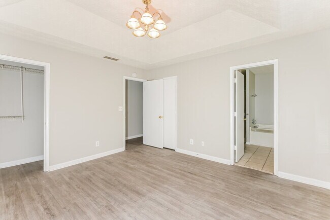 Building Photo - 3642 Cameron Hills Pl