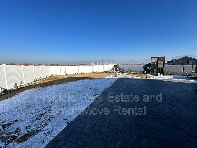 Building Photo - 5911 Cami Dawn Ct
