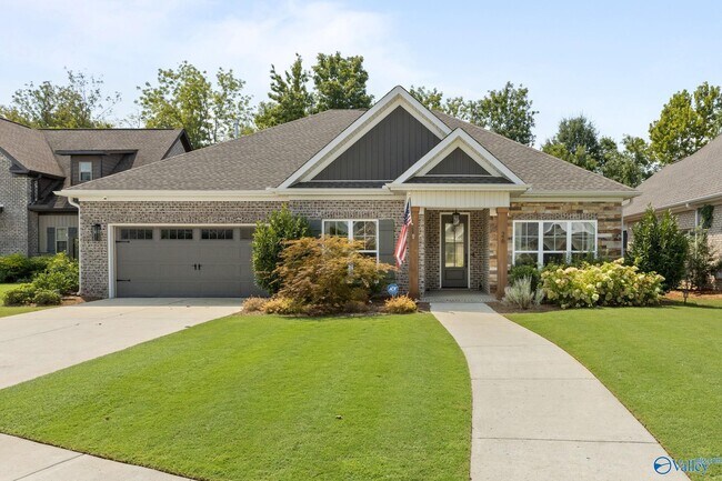 Building Photo - 26 Cobbs Cove Way SE