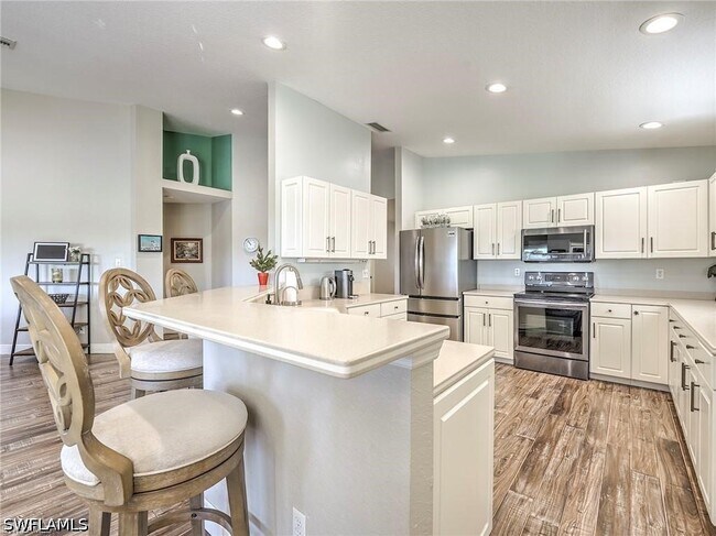 Building Photo - 8460 Southbridge Dr