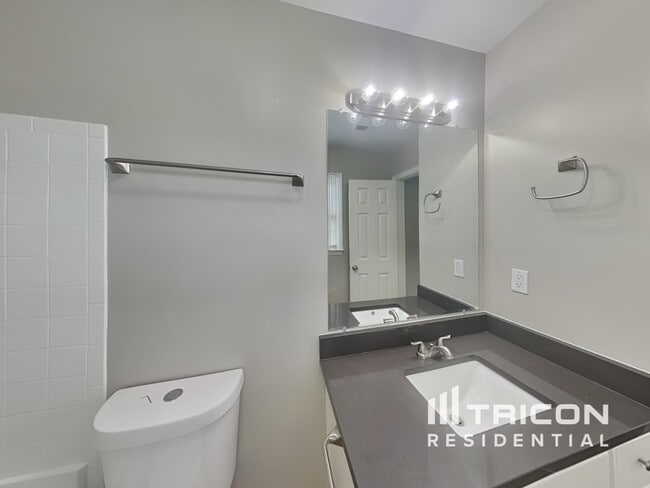 Building Photo - 9709 Manus Ct