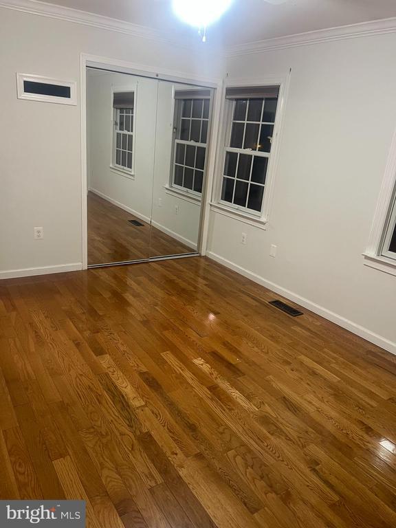 Building Photo - 14432 Four Chimney Dr