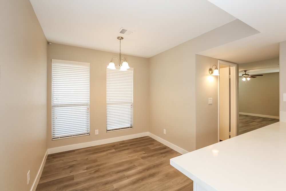 Building Photo - 2010 Waverly Cir