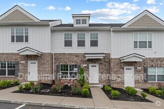 Building Photo - 142 Dry Creek Commons Dr