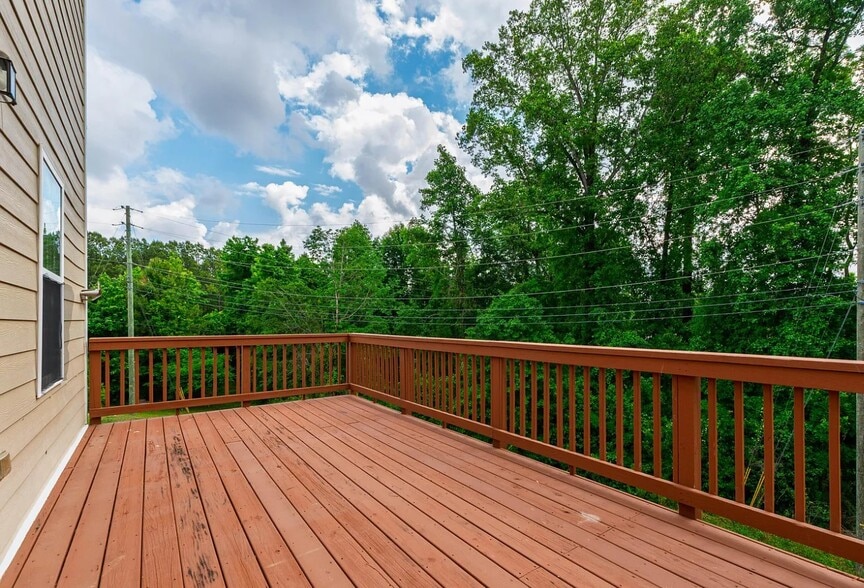 Deck - 1101 Boxcar Way