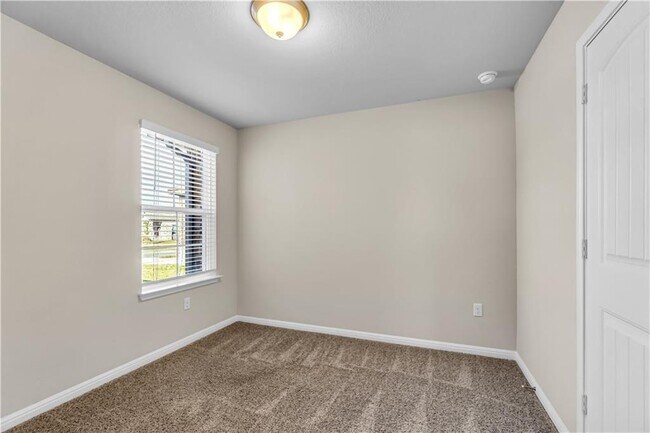 Building Photo - 200 Sandhill Piper St