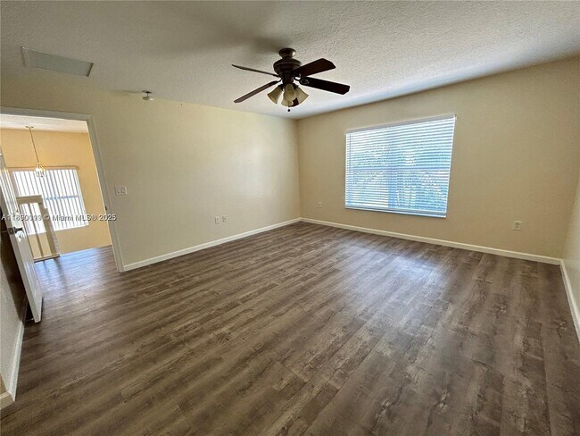 Building Photo - 7828 Parsons Pine Dr