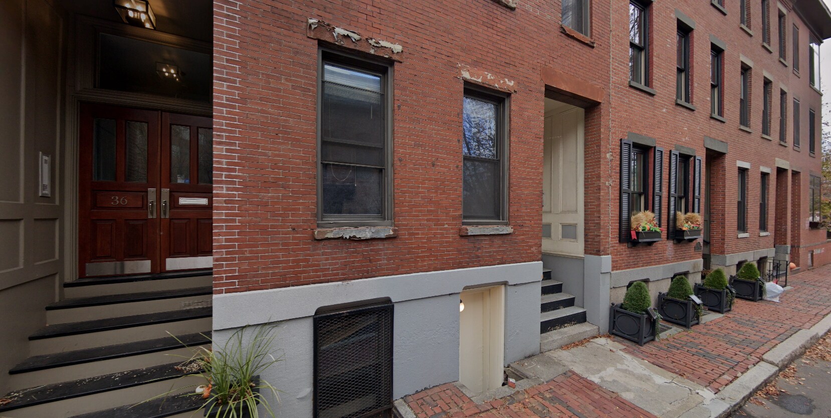 Building Photo - 38 Bradford St