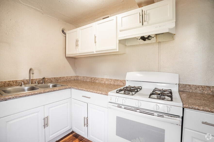 Primary Photo - Viento Sereno Apartments