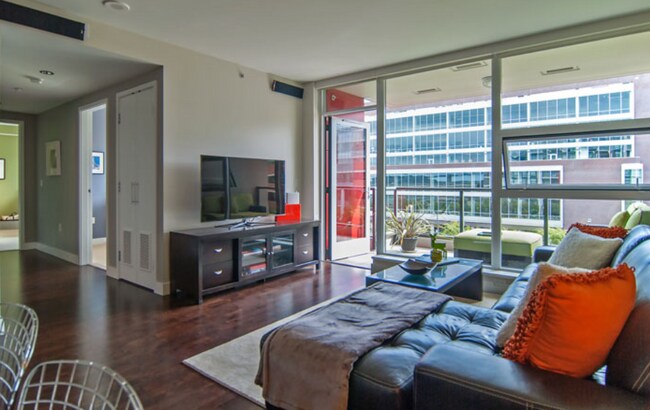 Building Photo - 330 Mission Bay Boulevard North