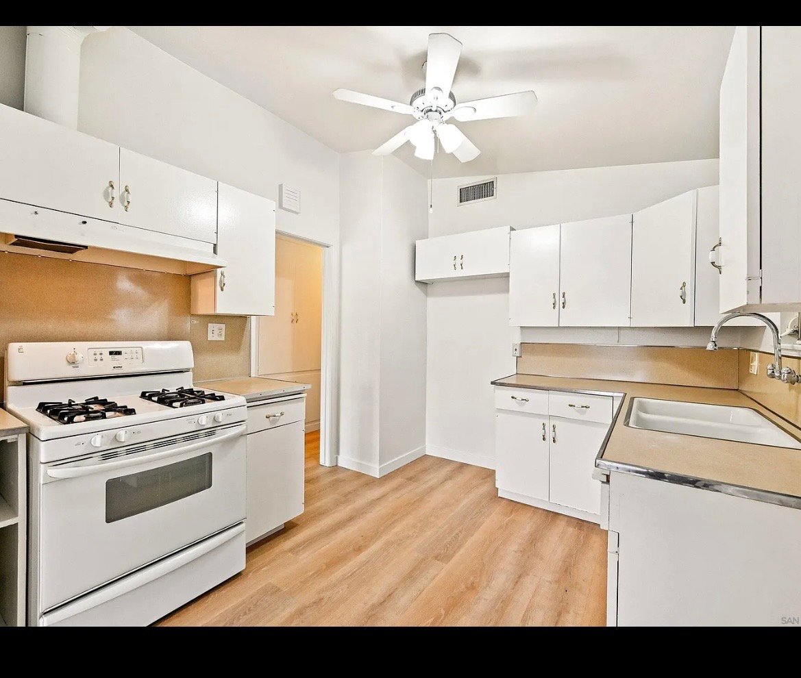 Building Photo - 927 Gray Dr