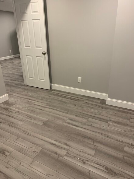 Building Photo - 49 Hilliard Ave