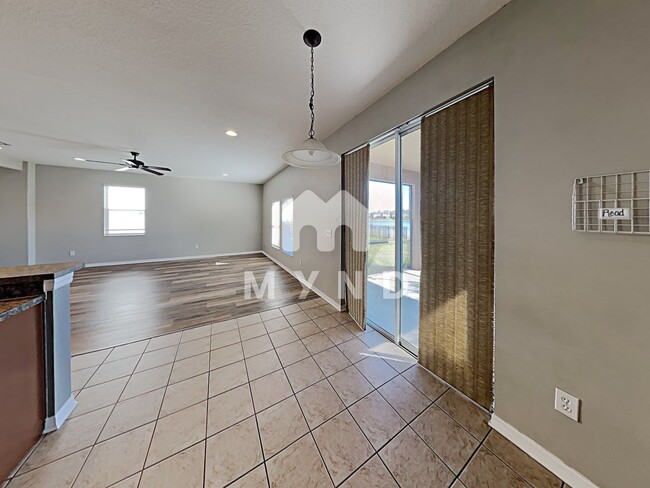 Building Photo - 10284 Newminster Loop