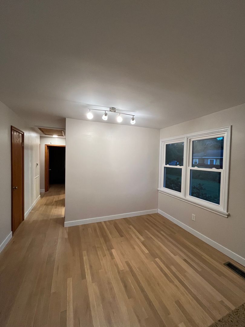 Building Photo - 4121 Foxglove Rd