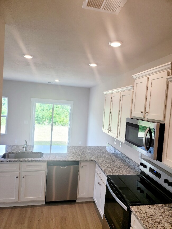 Building Photo - 1016 Peaceful Fawn Dr