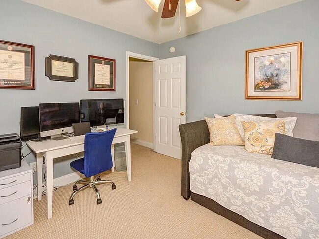 Building Photo - 410 Hampton Forest Dr