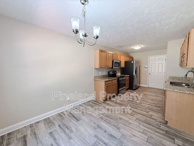 Building Photo - 117 Moorea Dr