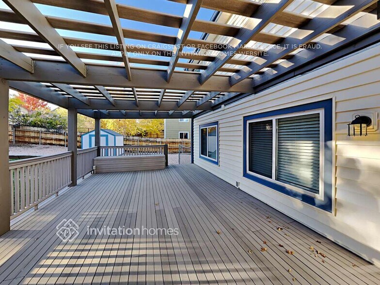 Building Photo - 3997 Topsail Dr
