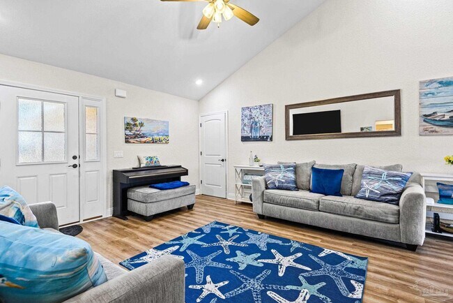 Building Photo - 7911 Twin Lake Dr