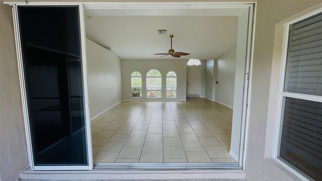 Building Photo - 66 Wylam Dr