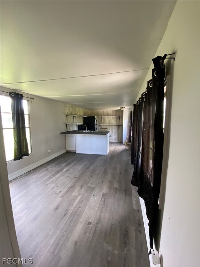 Building Photo - 8086 Heck Dr