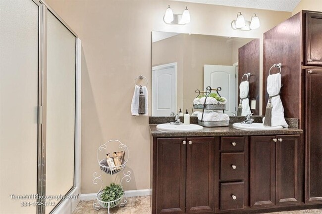 Building Photo - 1641 Buena Vista Blvd