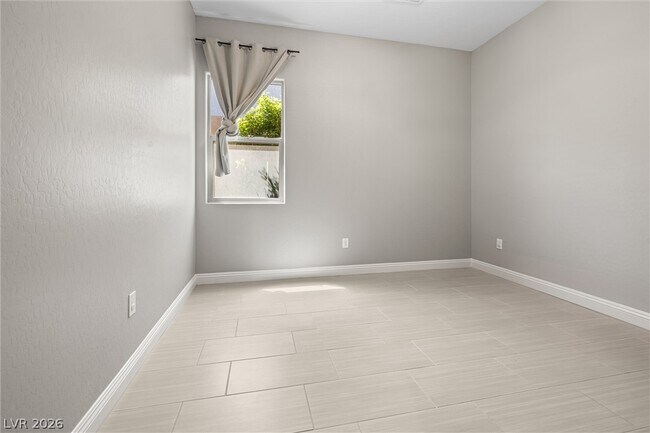 Building Photo - 9868 Heather Moore Ave