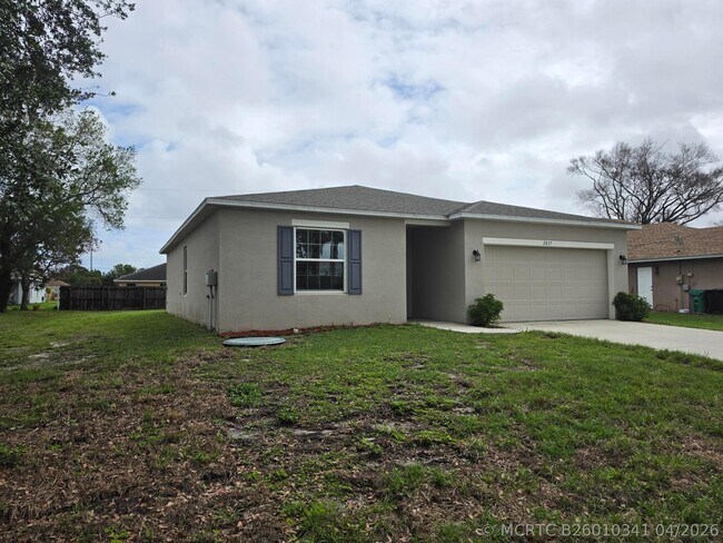 Building Photo - 2037 SW McAllister Ln