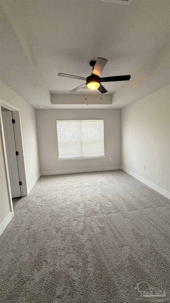 Building Photo - 5562 Lexlee Blvd
