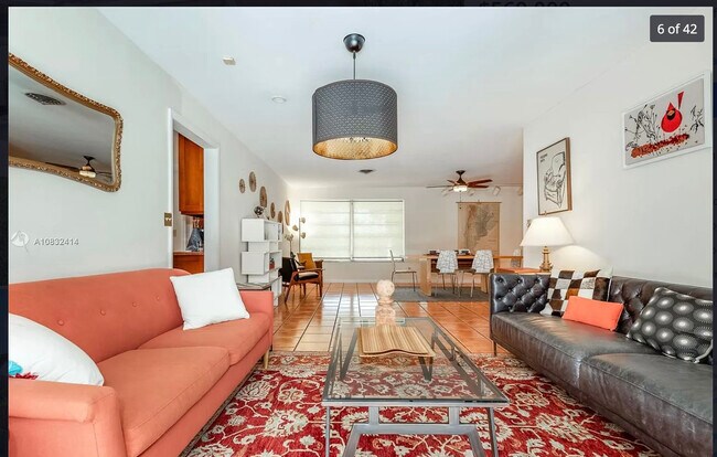 Building Photo - 2300 NE 193rd St