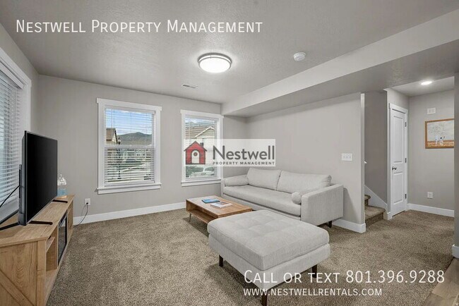 Building Photo - 906 N Apple Seed Ln
