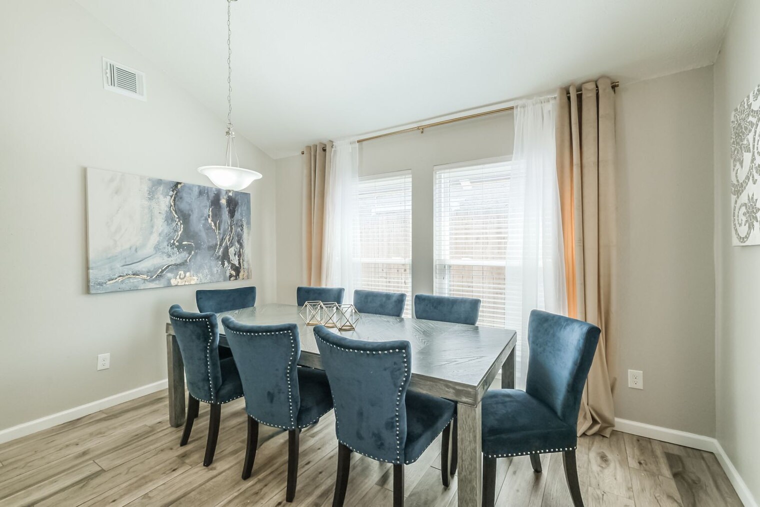 Building Photo - 9216 Carousel Ln