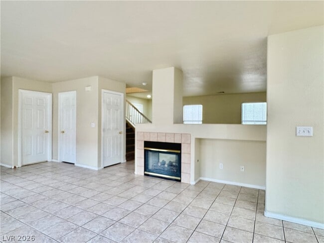 Building Photo - 8632 Shady Pines Dr