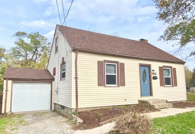 Building Photo - 4222 Myrtle Ave