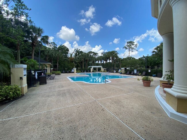 Building Photo - 2586 Robert Trent Jones Dr