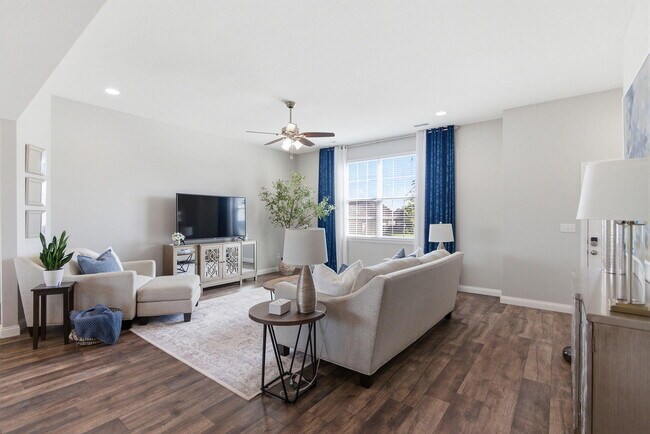 Building Photo - 3805 Flatwater Dr