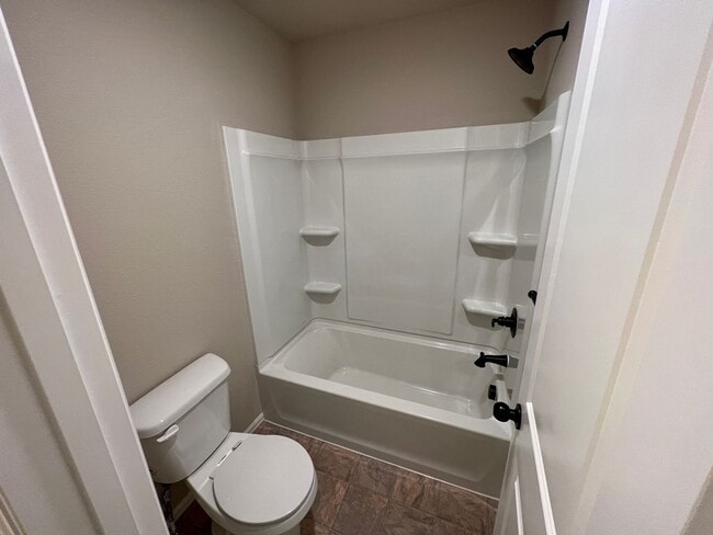 Building Photo - 5551 W 29th St