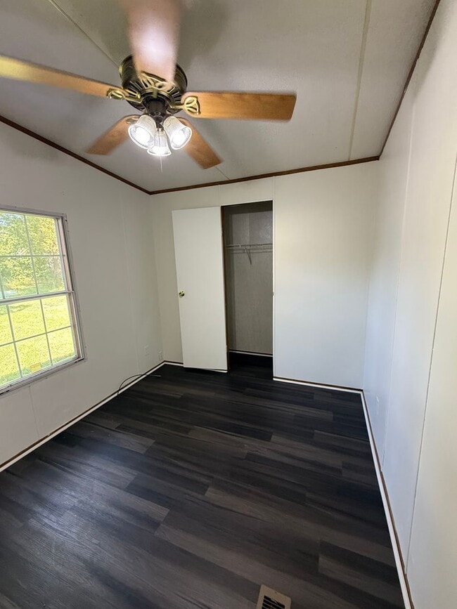 Building Photo - 4-Bedroom Home for Lease | Benton, LA 7100...